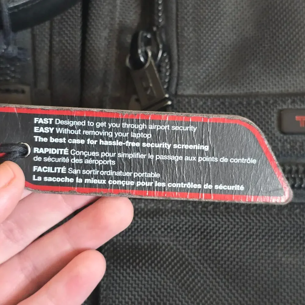 Tumi Alpha T-Pass 16